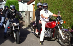 Le cardinal avec la mille